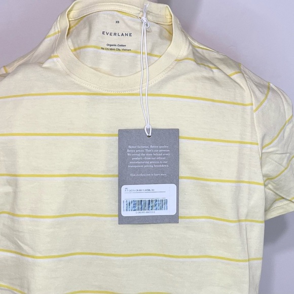 Everlane The Organic Cotton Crewneck Tee - Picture 2 of 5